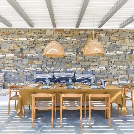 Villa Lefkos Lofos In Paros