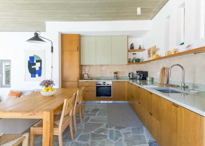 Lefkos Lofos In Paros Villa