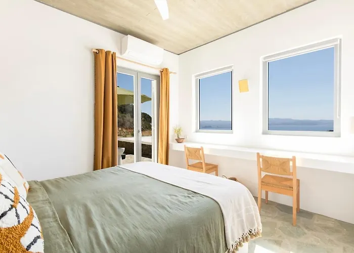 Villa Lefkos Lofos In Paros Kostos