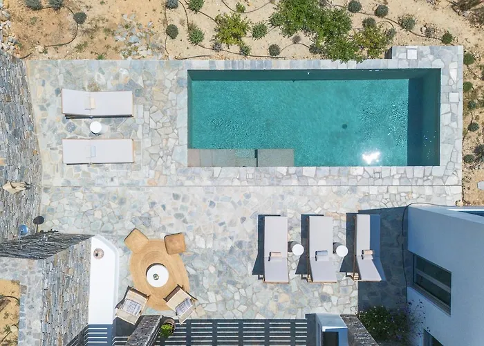 Lefkos Lofos In Paros Villa *