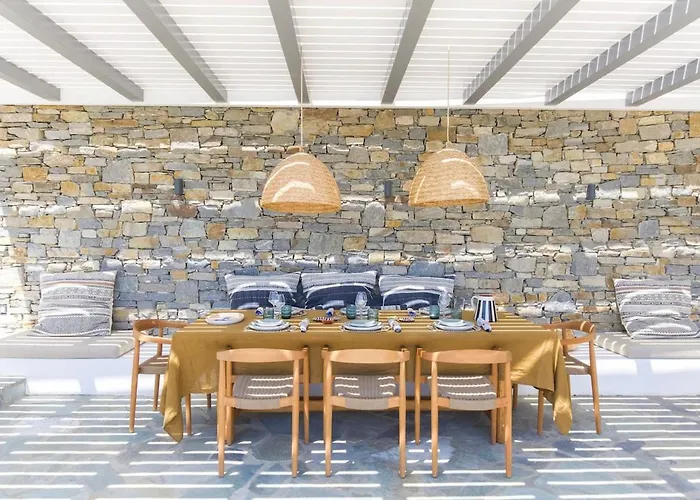 Villa Lefkos Lofos In Paros